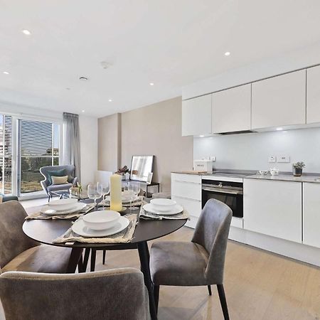 Ferienwohnung Wonderful Luxury 2Br Oasis In Enctre London Exterior foto